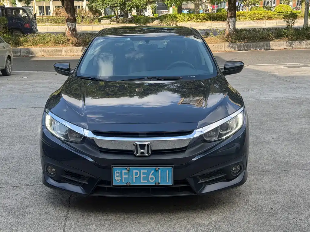 Honda Civic — миниатюра 2