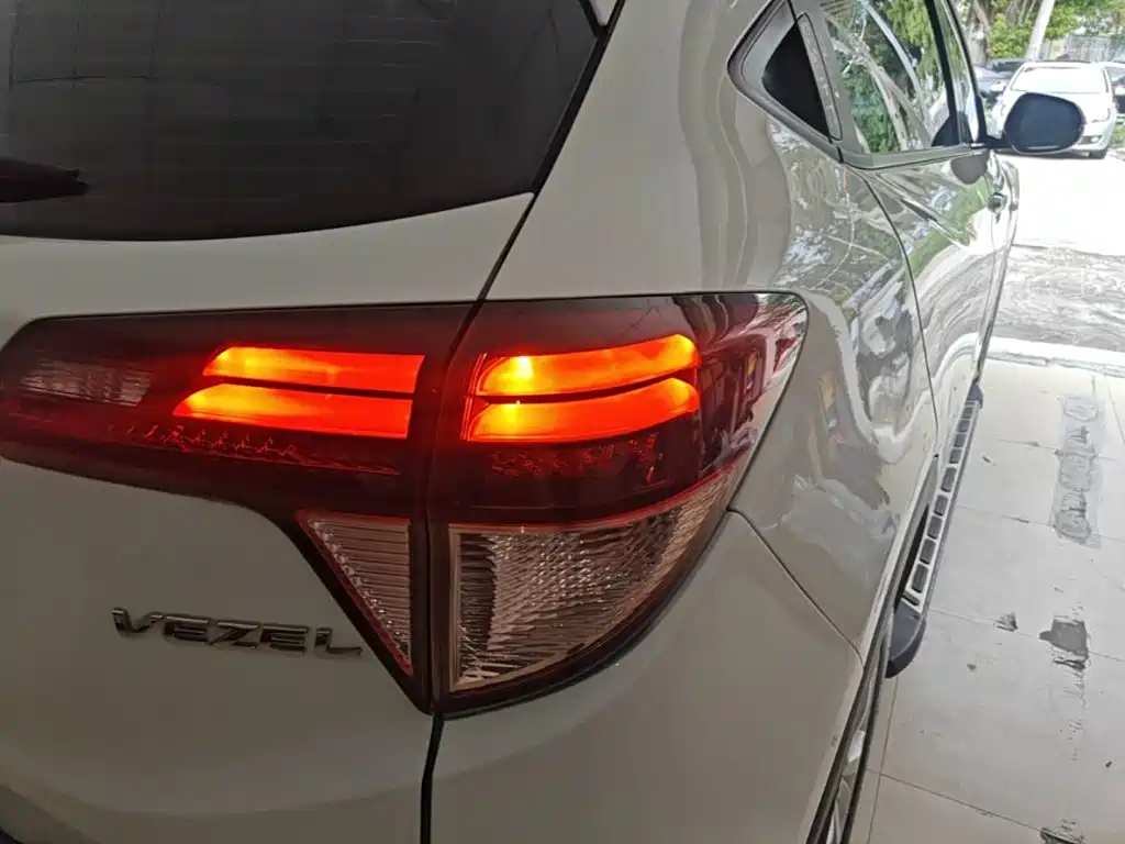 Honda Vezel — миниатюра 8