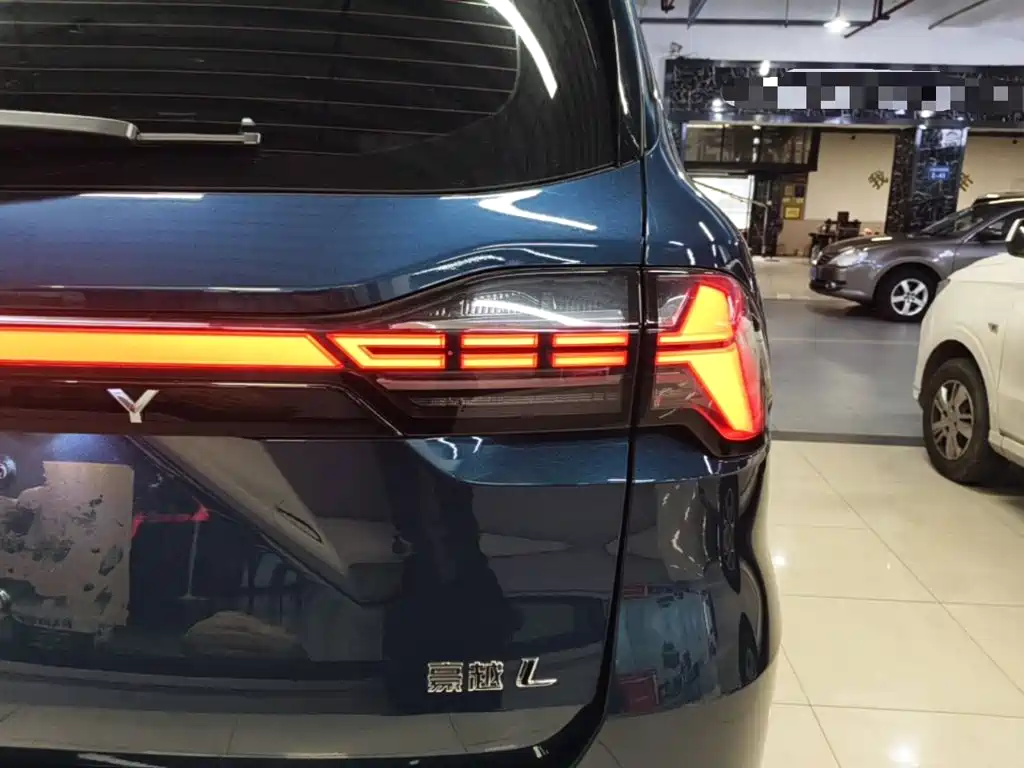 Geely Haoyue L — миниатюра 24