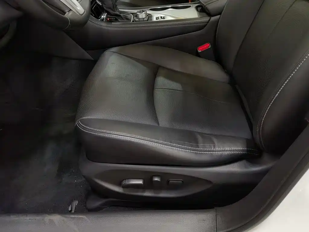 Infiniti Q50L — миниатюра 20