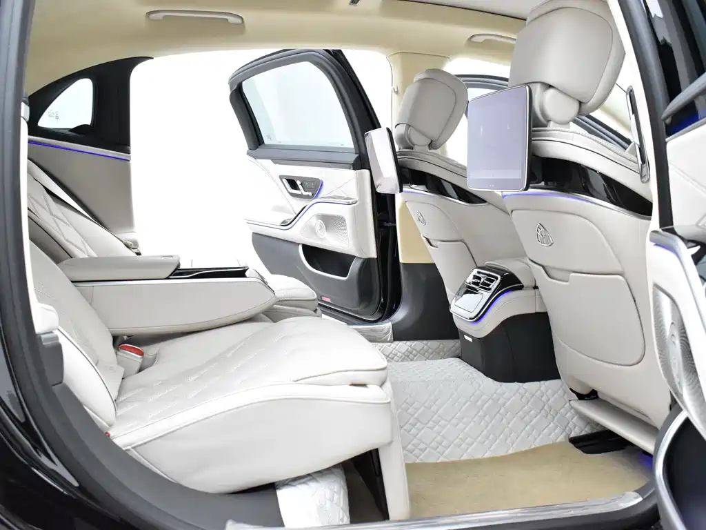 Mercedes-Benz S-Class — миниатюра 24