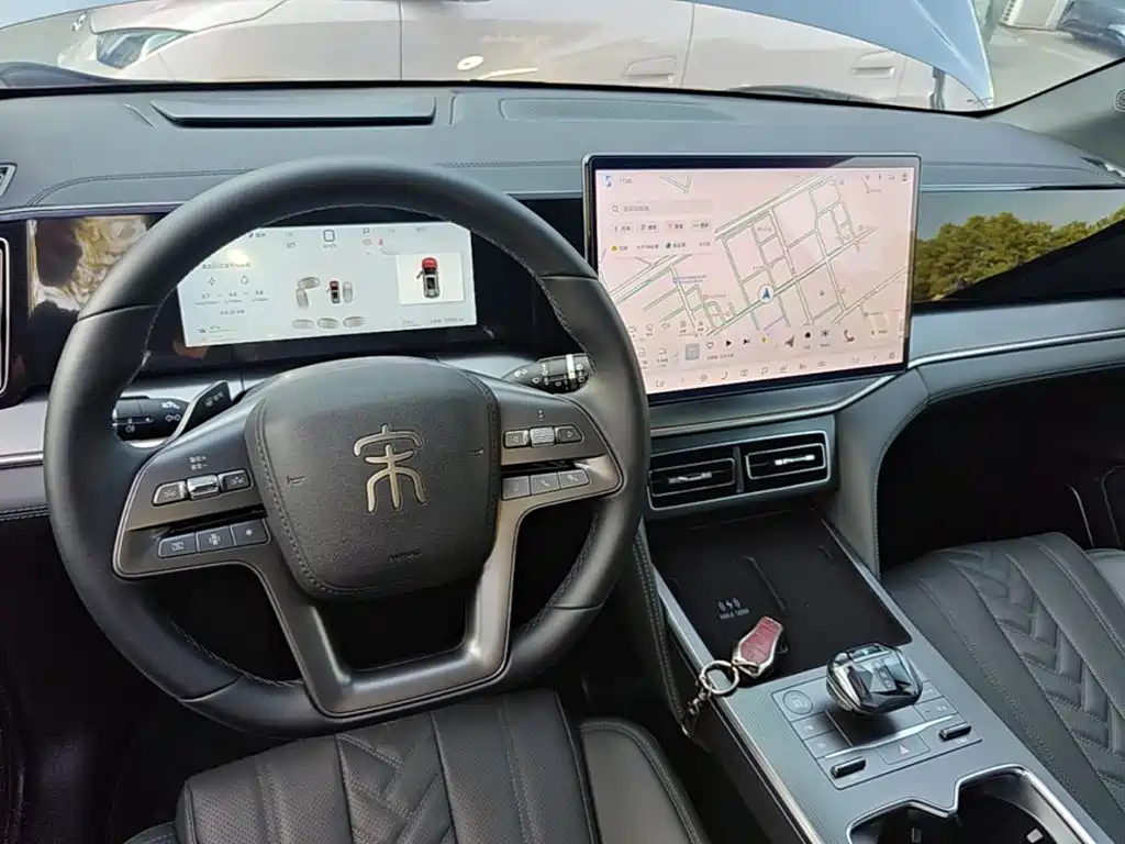 BYD L DM-i — миниатюра 10
