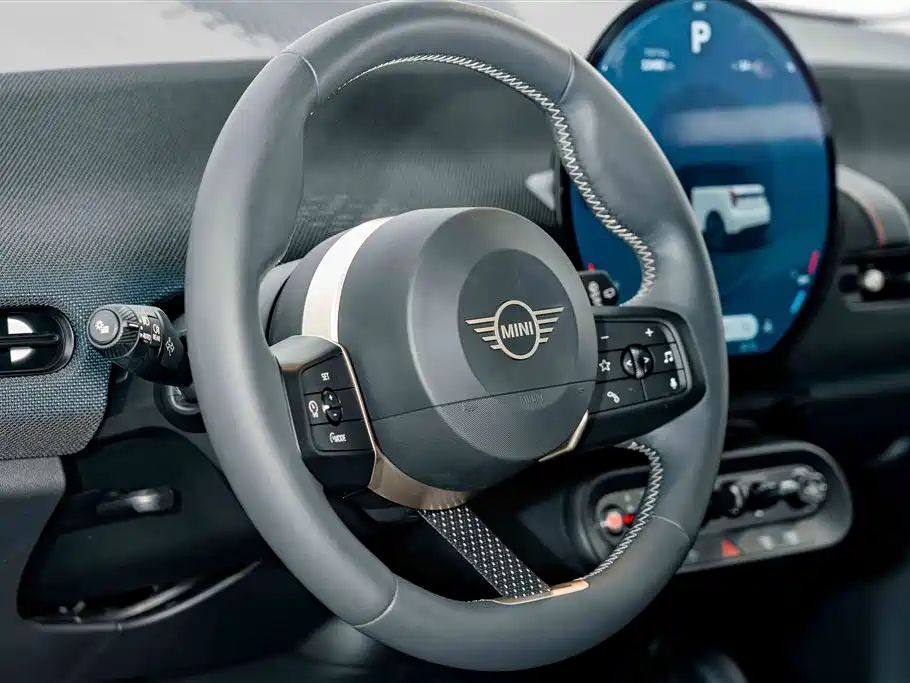 MINI MINI COOPER EV — миниатюра 9