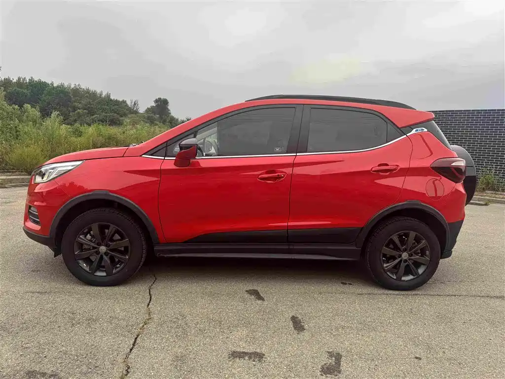 BYD Yuan EV — миниатюра 16