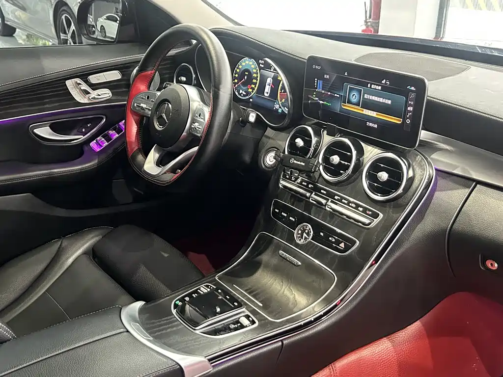 MERCEDES-BENZ C CLASS