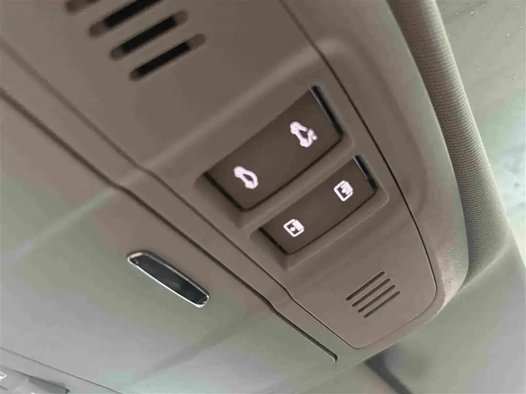 Buick Envision Plus — миниатюра 27