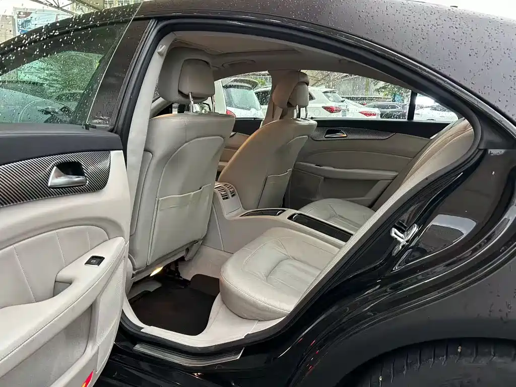 Mercedes-Benz CLS — миниатюра 8