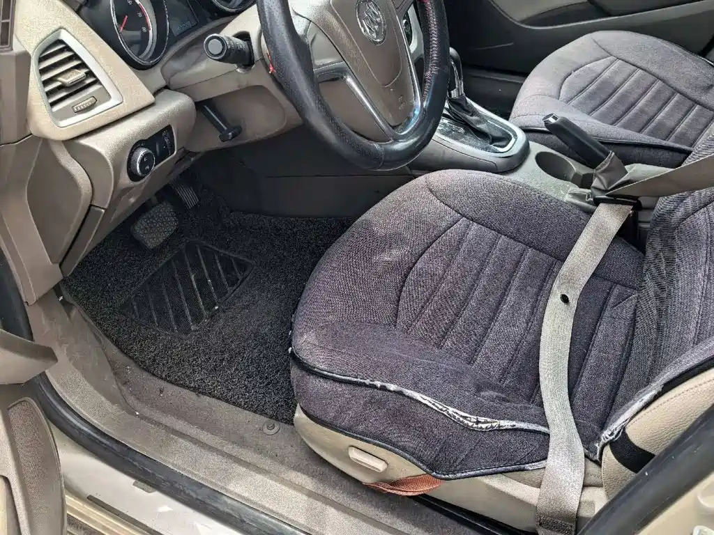 Buick Excelle — миниатюра 4