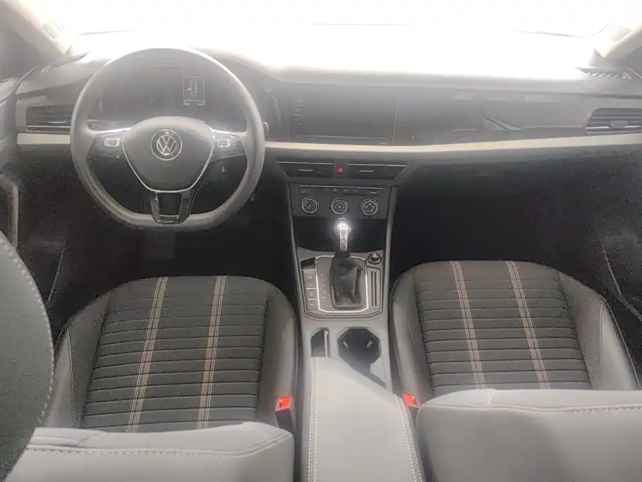 Volkswagen Lavida — миниатюра 12