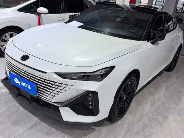 CHANGAN  UNI V SMART IDD 2023