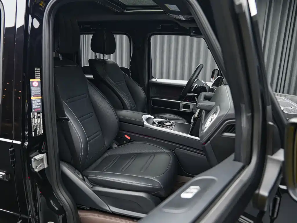 Mercedes-Benz G-Class — миниатюра 13