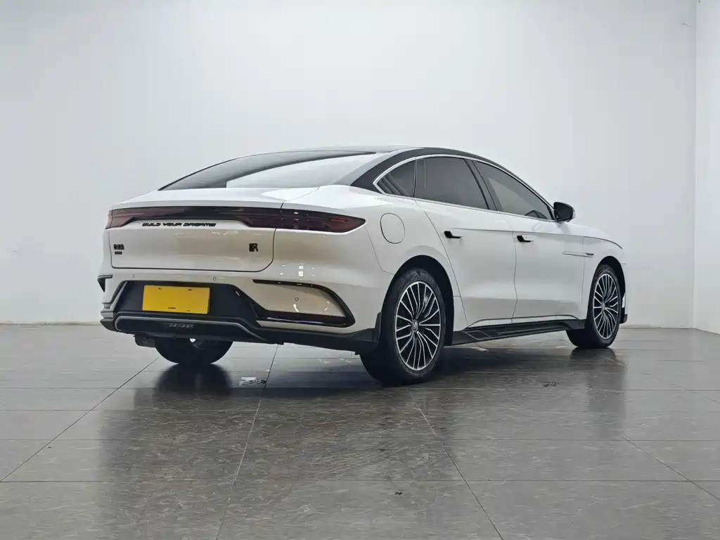 BYD Han — миниатюра 3