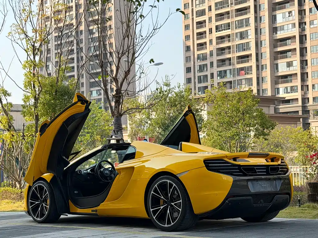 McLaren 625C 3.8T Spider, фото 4