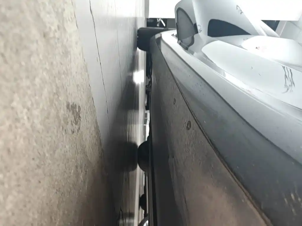 Tesla Model 3 — миниатюра 21