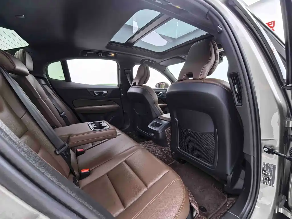 Volvo S60 — миниатюра 12