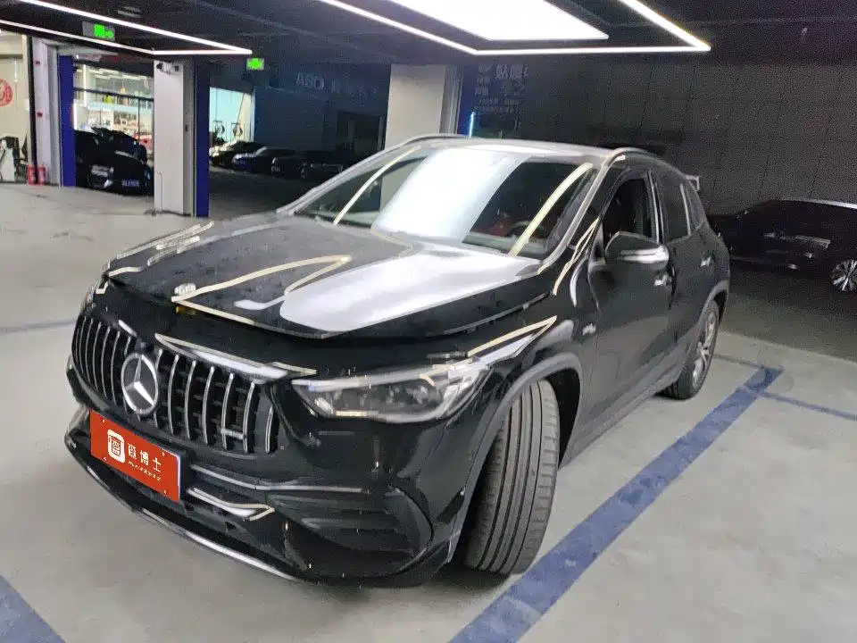 Mercedes-Benz GLA AMG 2023