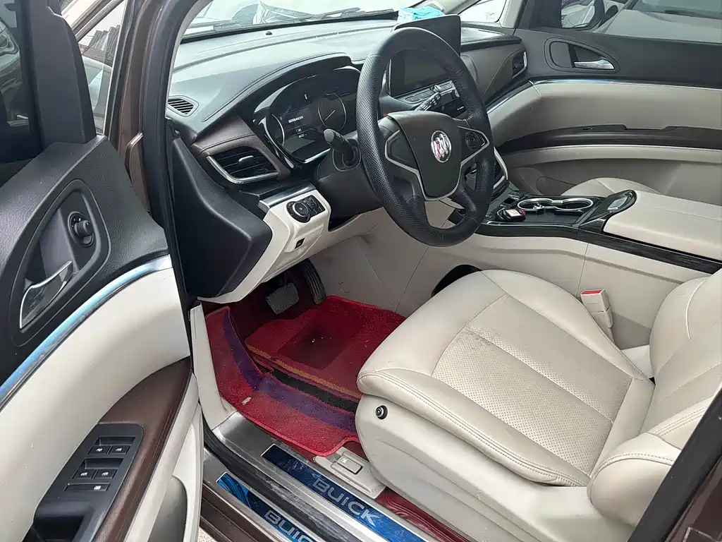 Buick GL8 — миниатюра 3