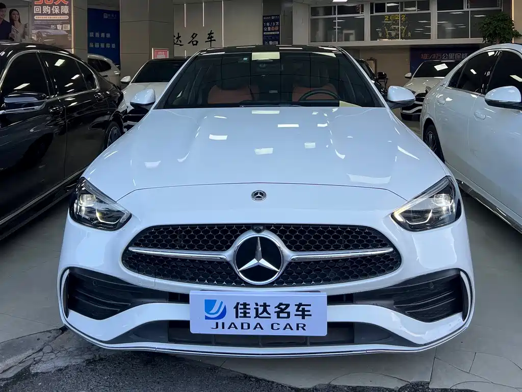 Mercedes-Benz C-Class — миниатюра 2