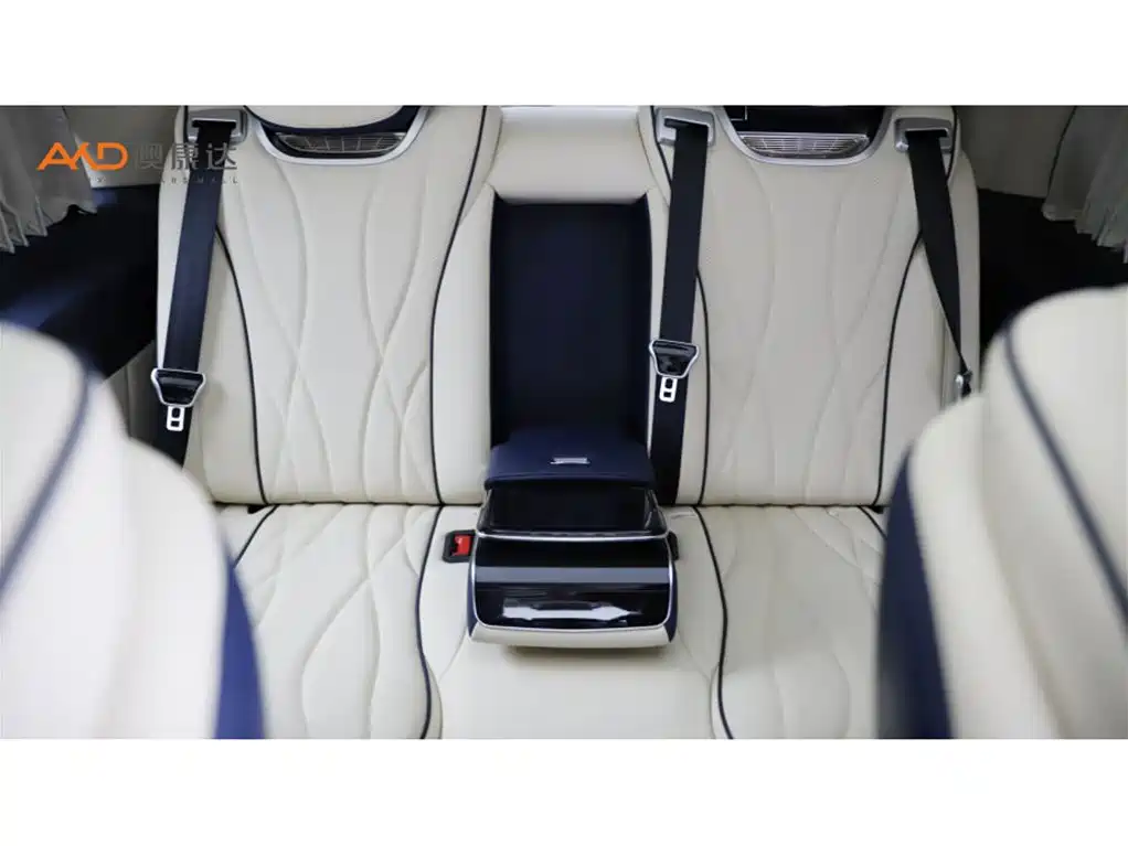 Mercedes-Benz V-Class — миниатюра 9