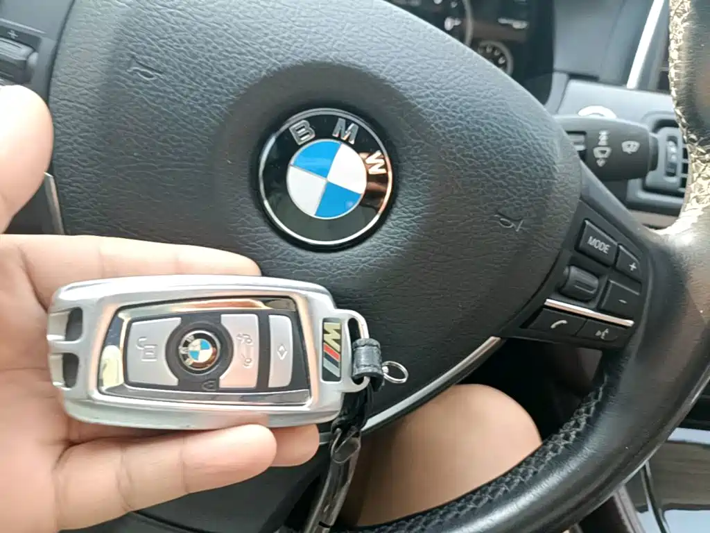BMW 5 Series — миниатюра 9