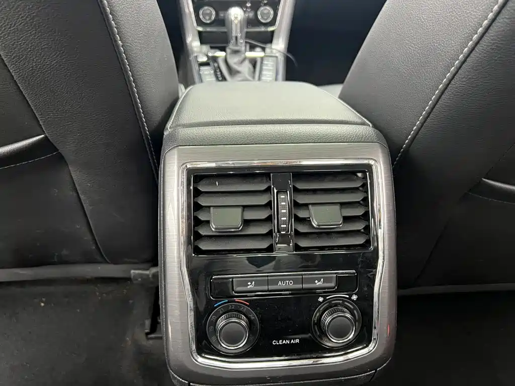 Volkswagen Passat — миниатюра 8