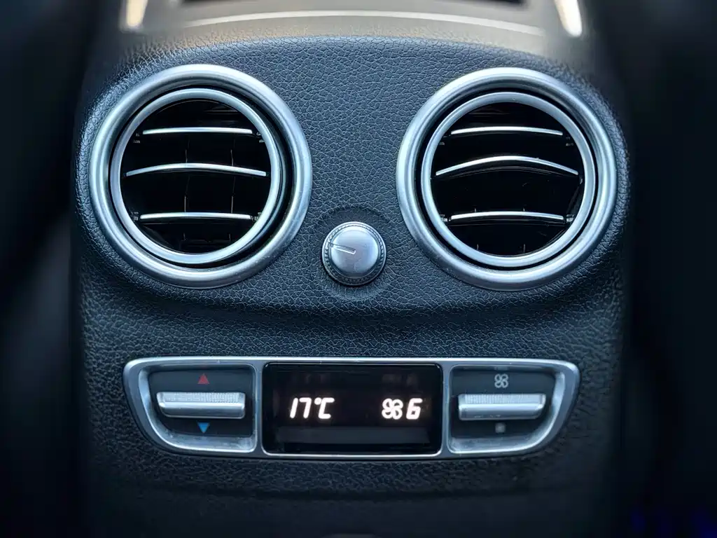 Mercedes-Benz GLC — миниатюра 14