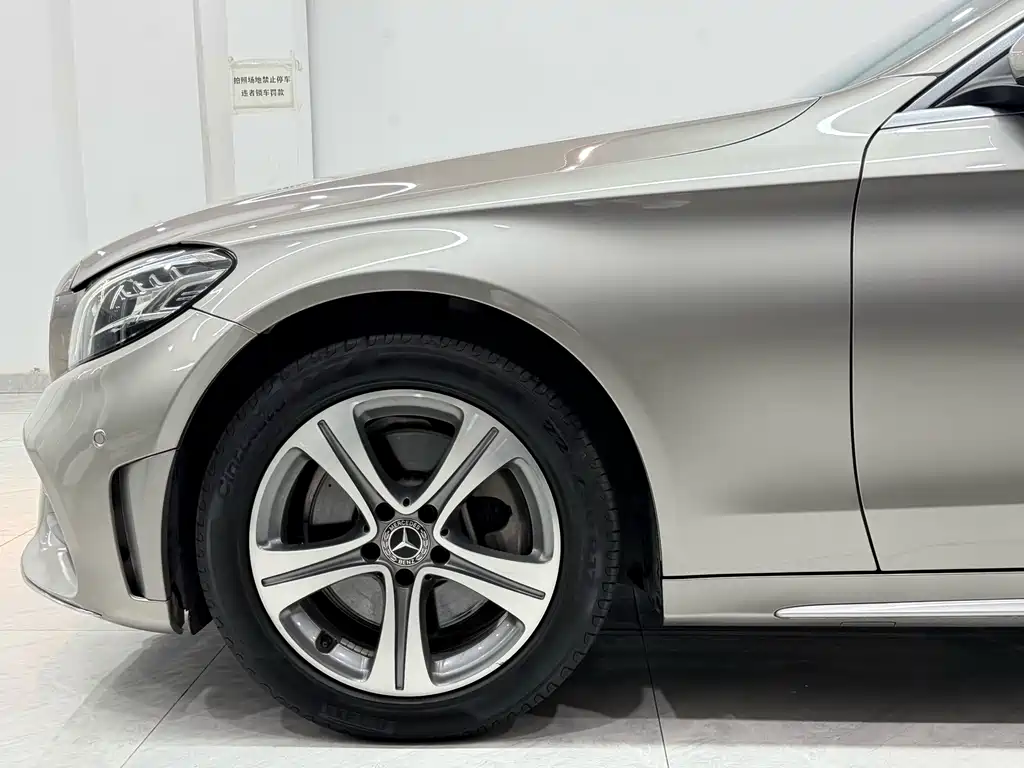 Mercedes-Benz C-Class — миниатюра 21