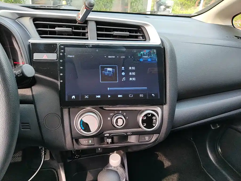 Honda Fit — миниатюра 13