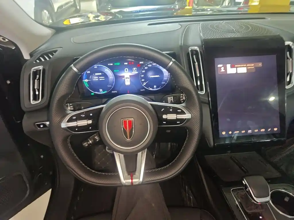 Hongqi Hongqi HS3 PHEV — миниатюра 11