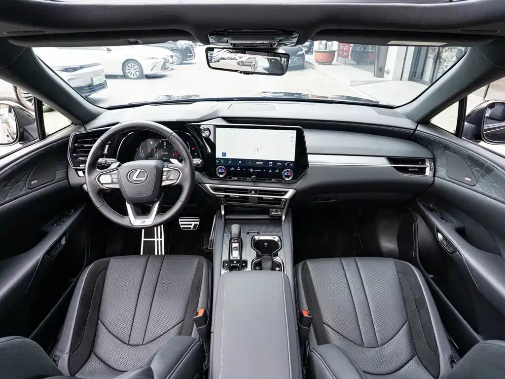 Lexus RX — миниатюра 13