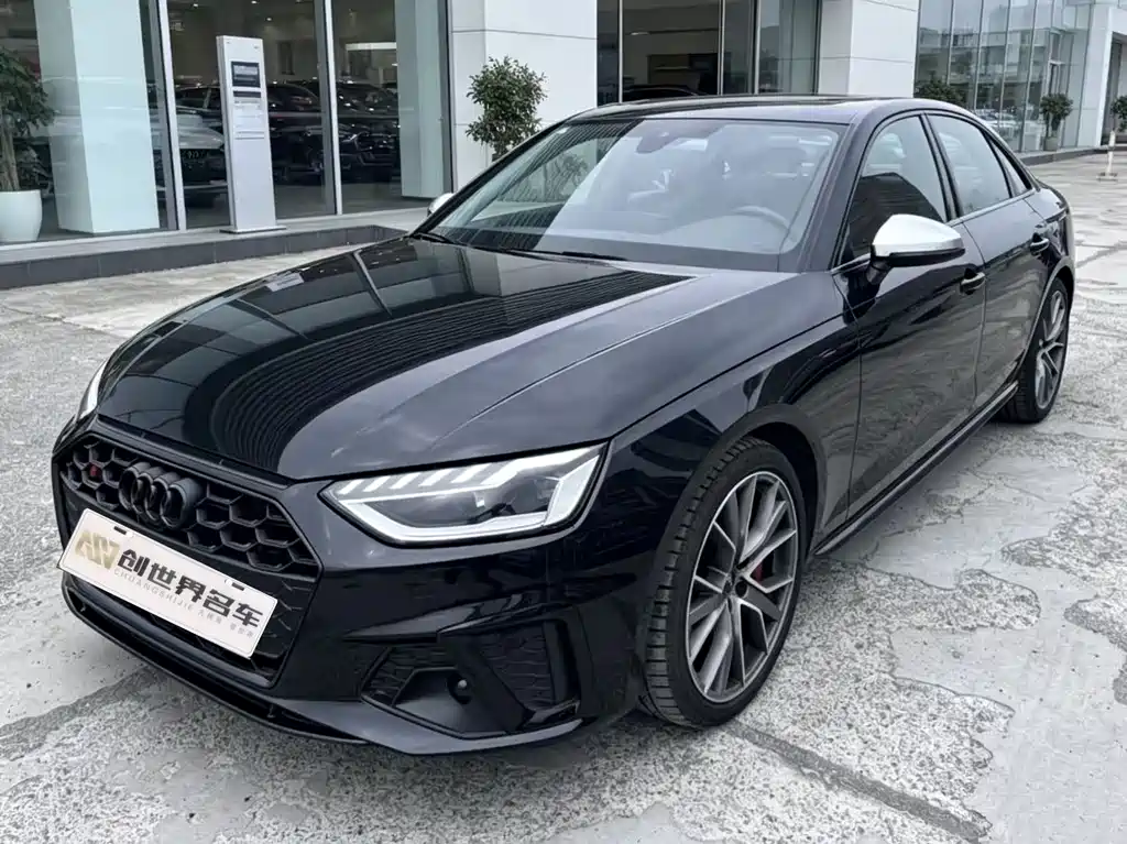 Купить Audi S4