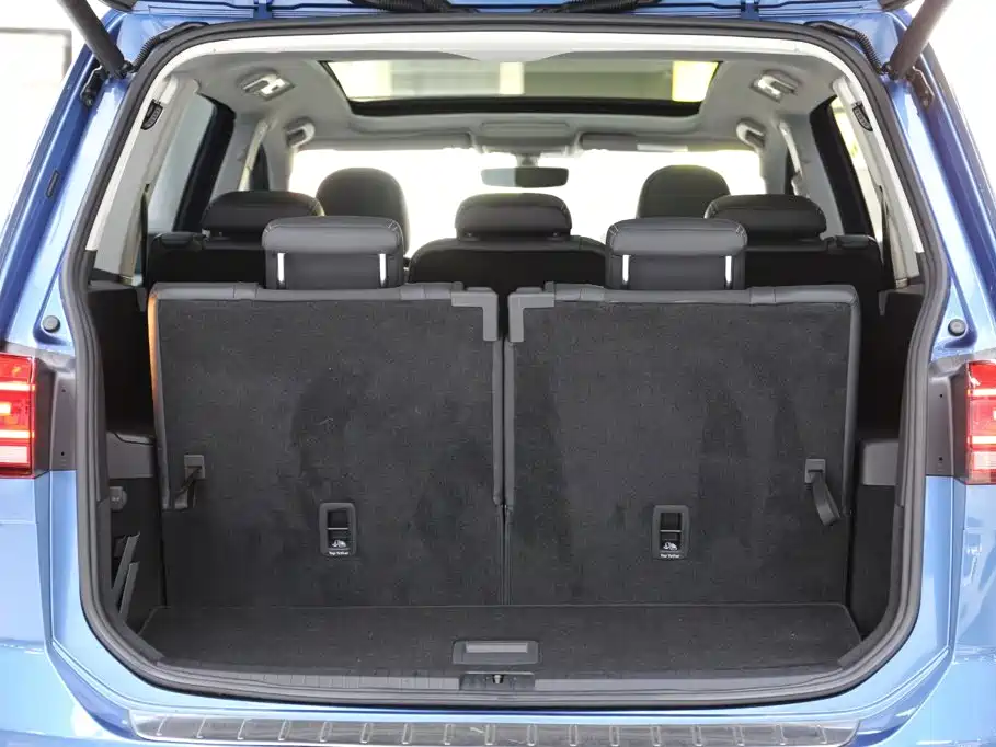 Volkswagen Touran — миниатюра 23