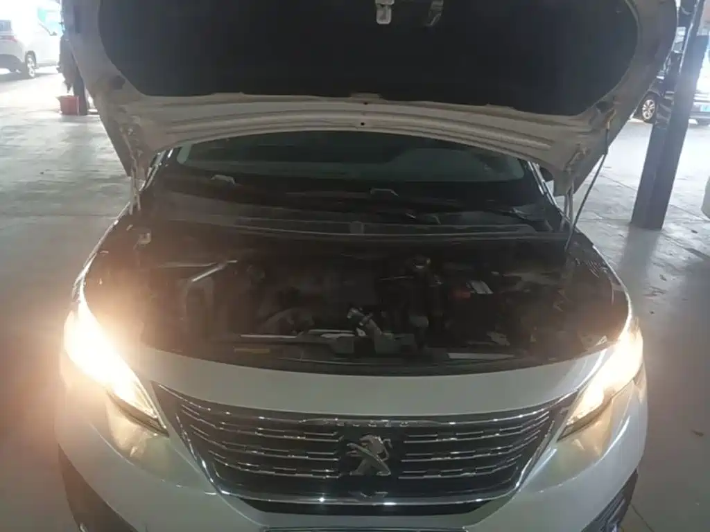 Peugeot 5008 — миниатюра 20
