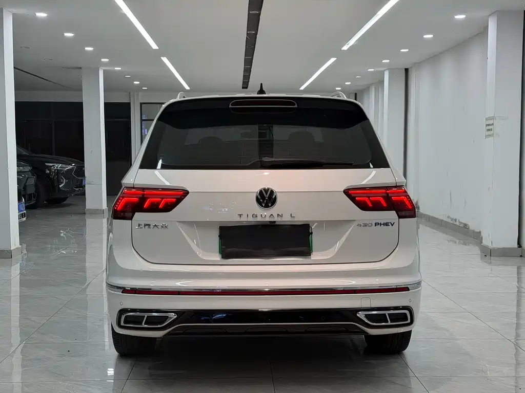 Volkswagen Tiguan L PHEV — миниатюра 21
