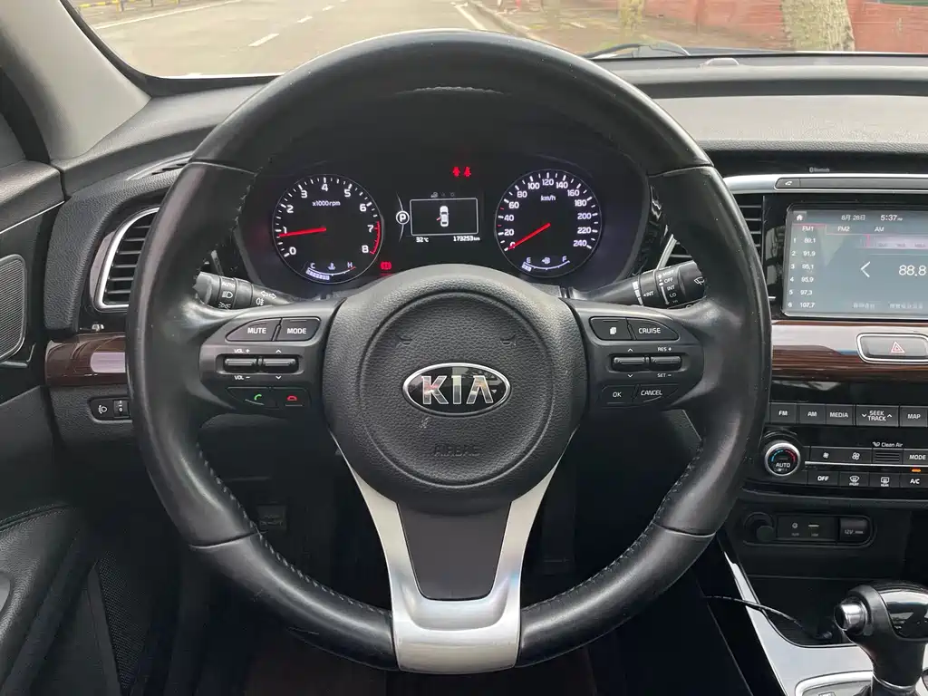Kia K4 — миниатюра 7
