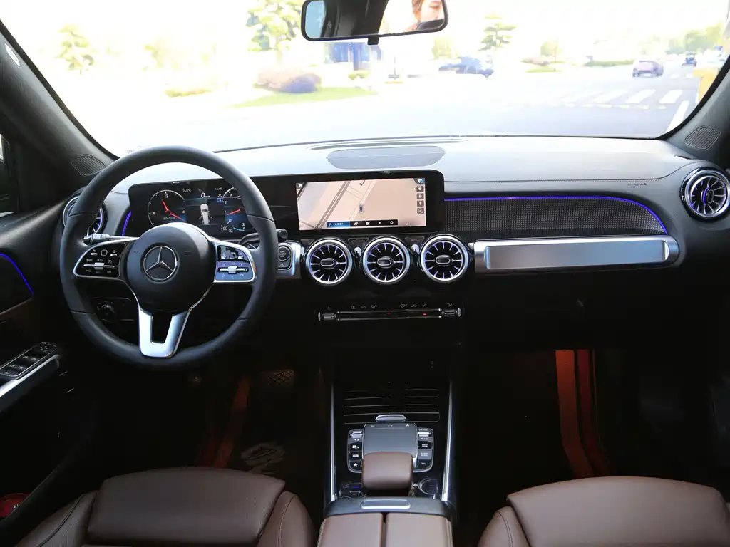 Mercedes-Benz GLB — миниатюра 4