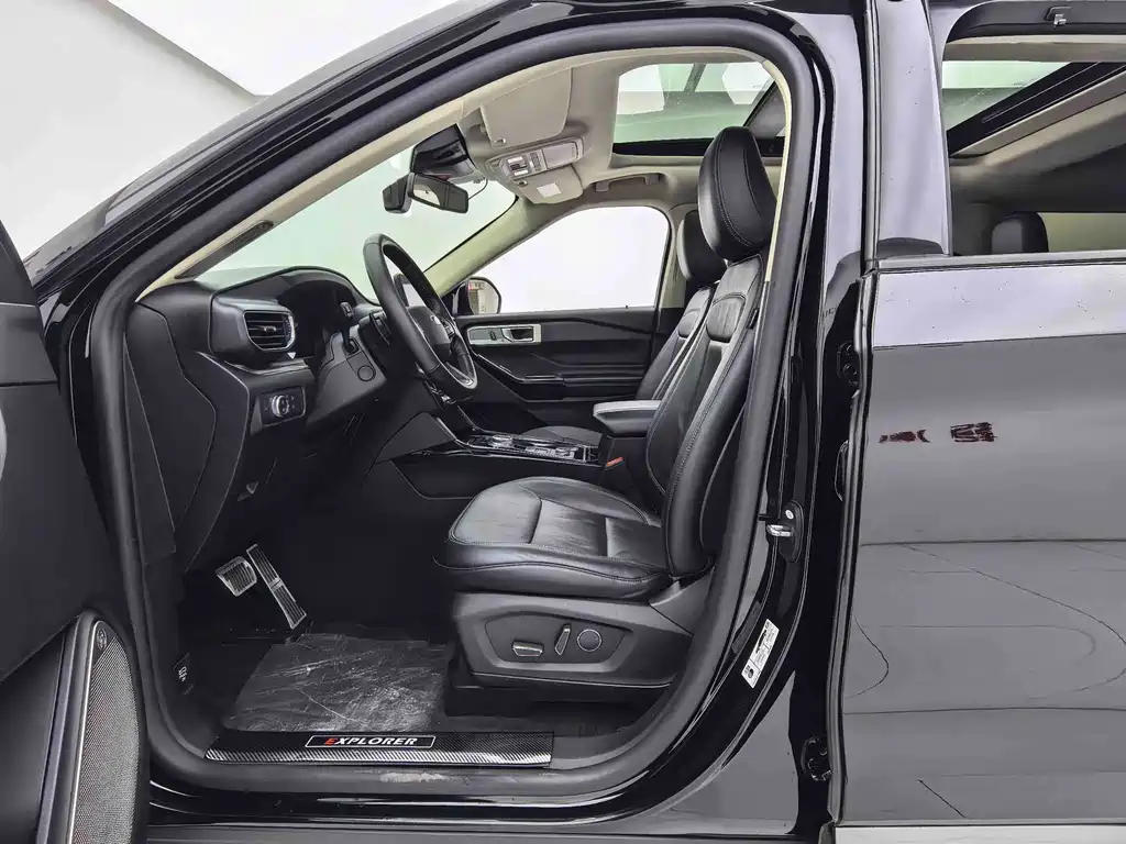 Ford Explorer — миниатюра 20