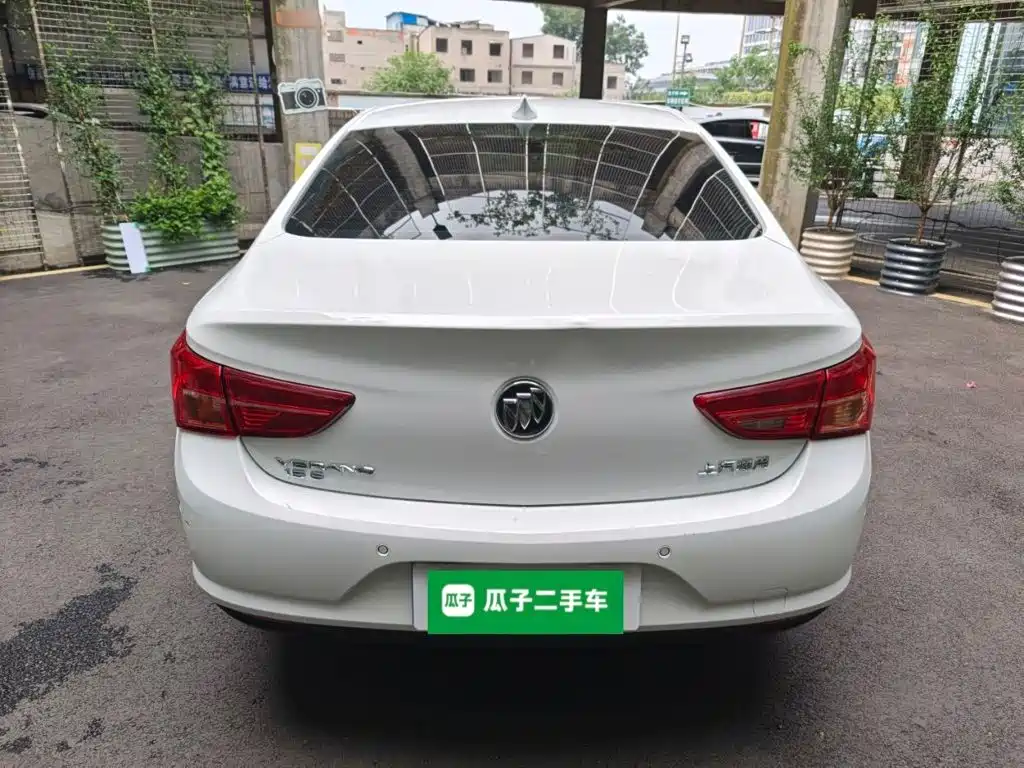 Buick Verano — миниатюра 6