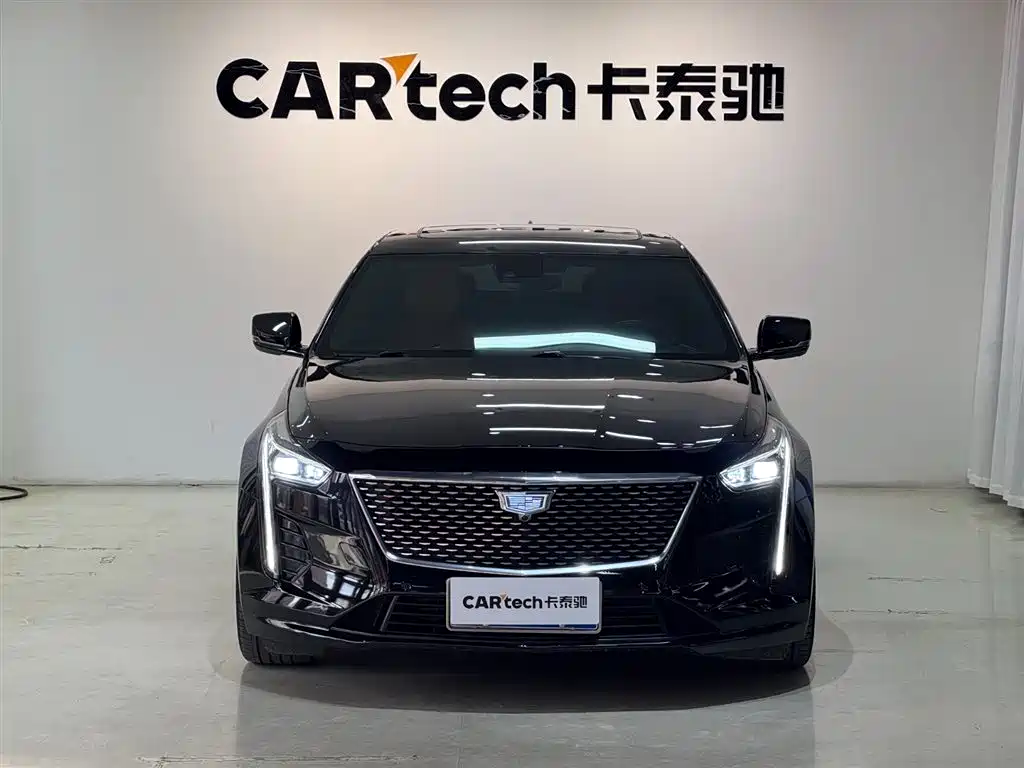Cadillac CT6 - фото 2