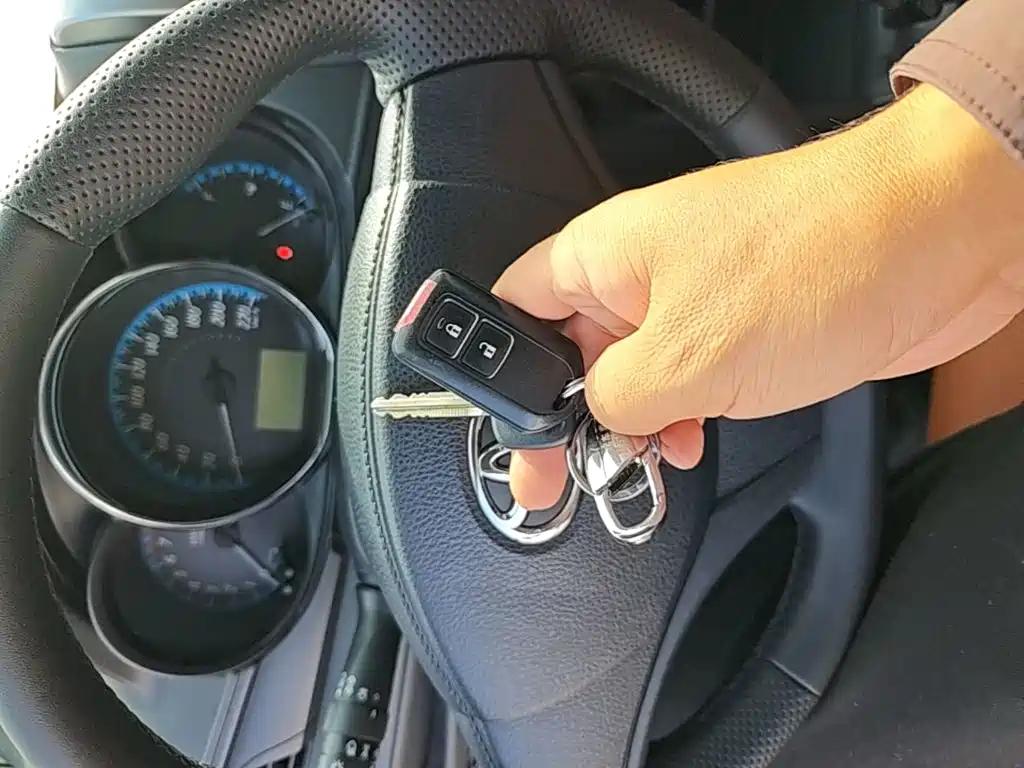 Toyota Yaris L — миниатюра 9
