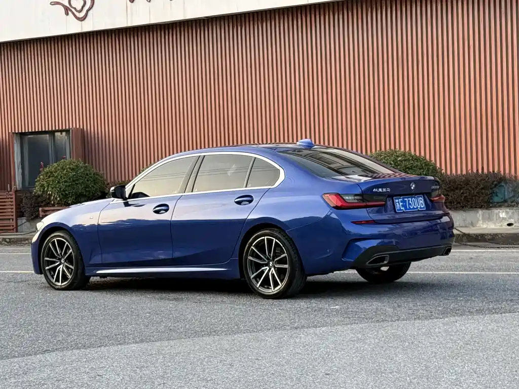 BMW 3 Series — миниатюра 4