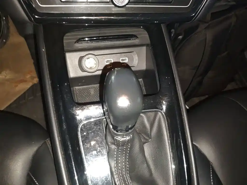 Roewe i5 — миниатюра 14
