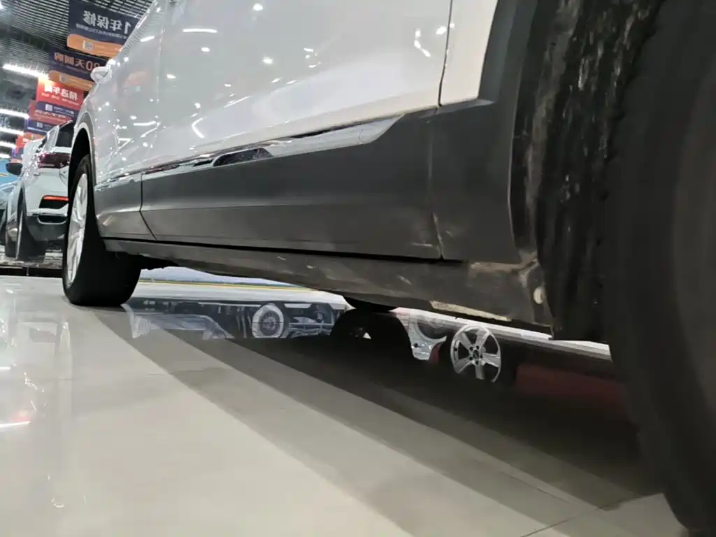 Volkswagen T-Roc — миниатюра 21