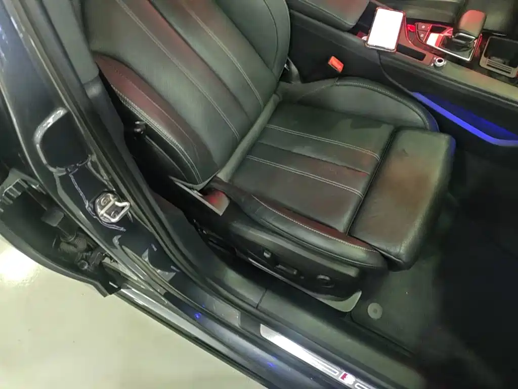 Audi A4L — миниатюра 25