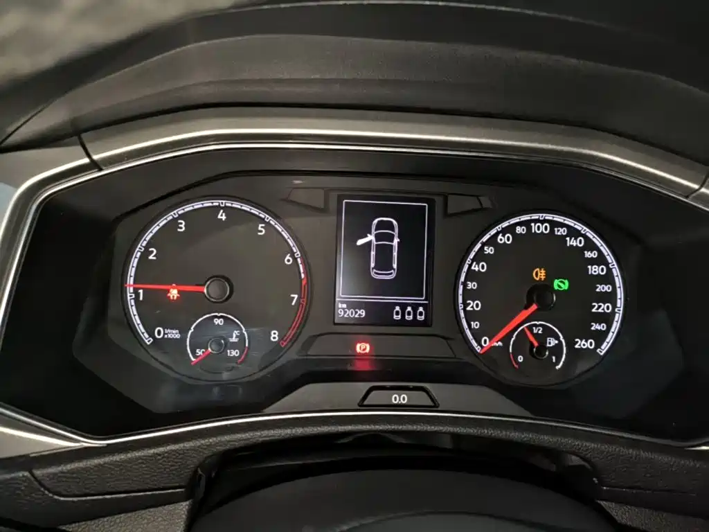 Volkswagen T-Roc — миниатюра 12
