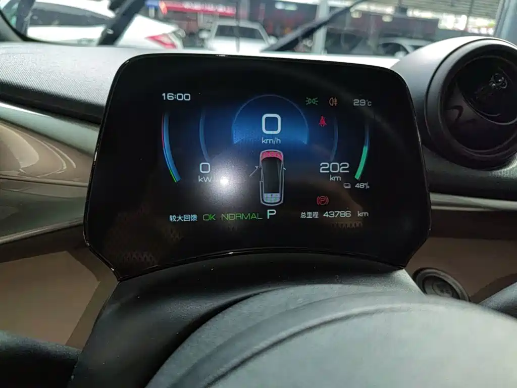 BYD Dolphin — миниатюра 12
