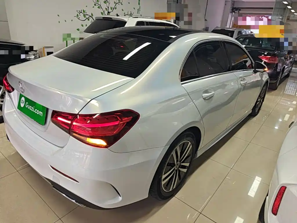 Mercedes-Benz A-Class — миниатюра 7
