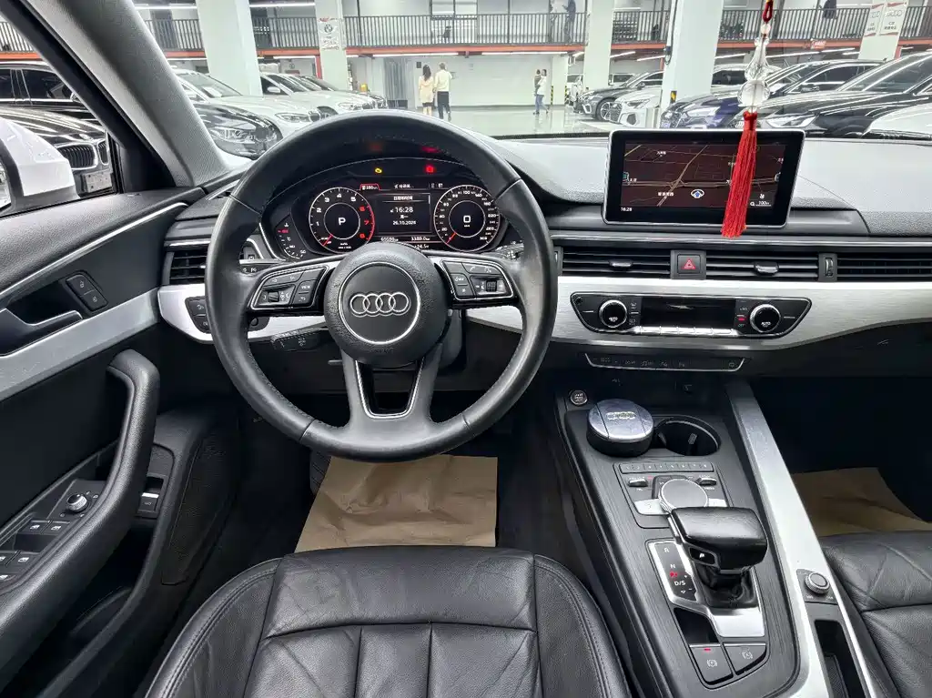 Audi A4L — миниатюра 7