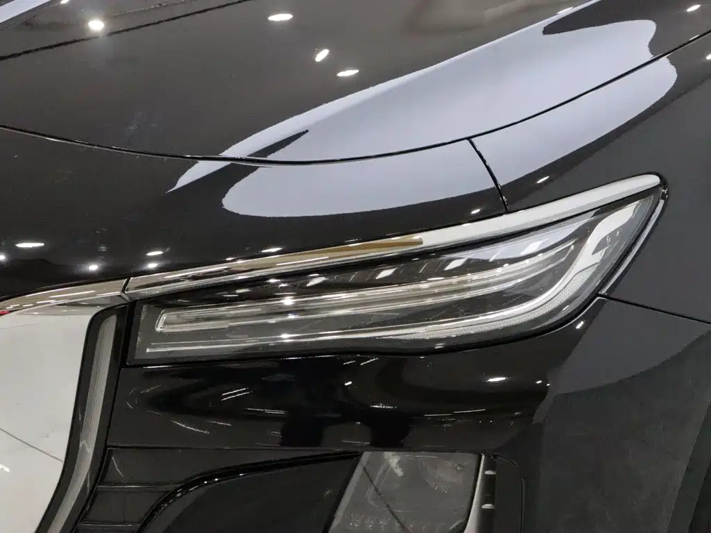 Hongqi Hongqi H5 — миниатюра 19