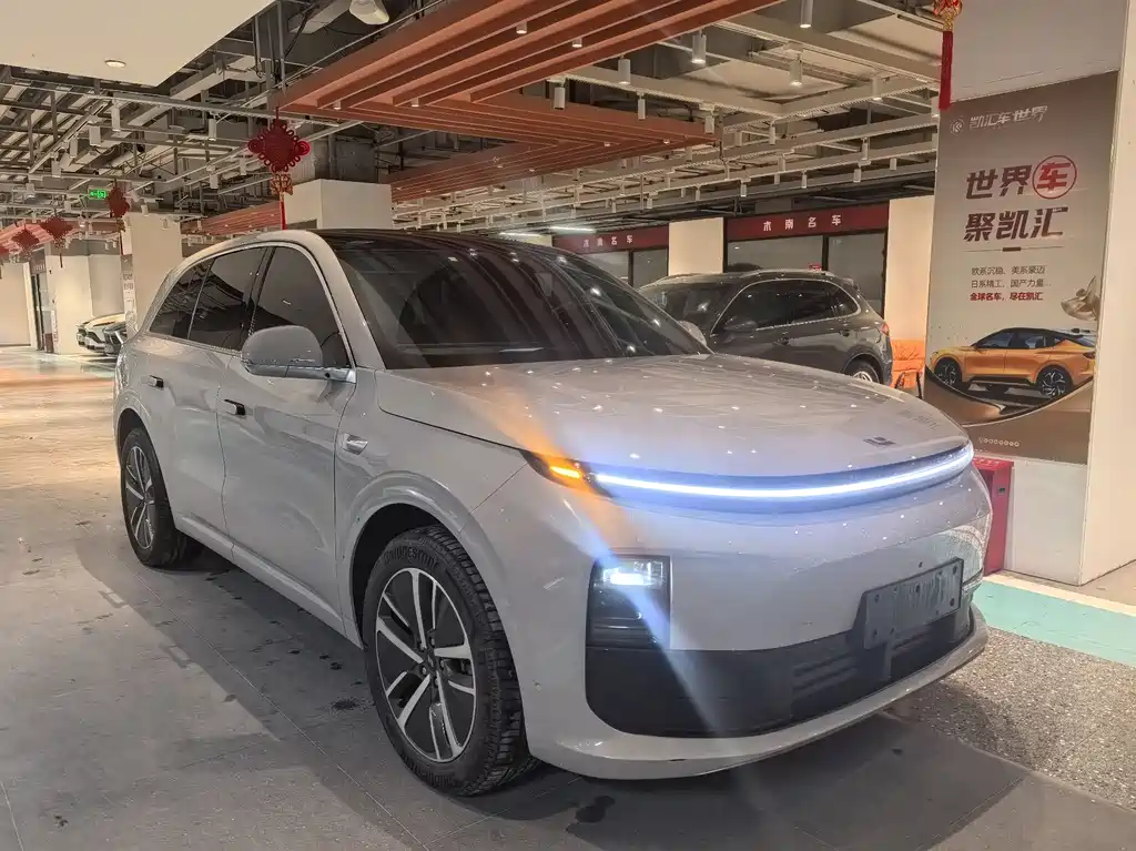 Li Auto IDEAL L6